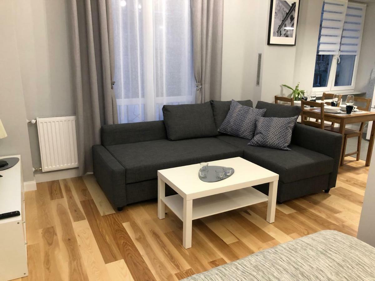 Cr Cichy Apartament W Centrum ビャウィストク エクステリア 写真